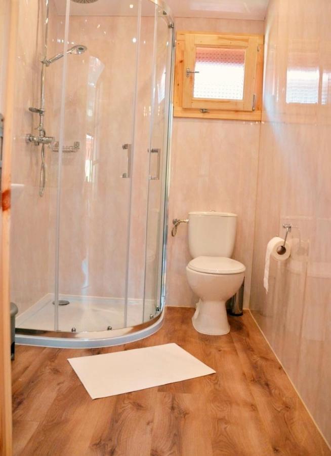 Letniskowe Artemi Apartment